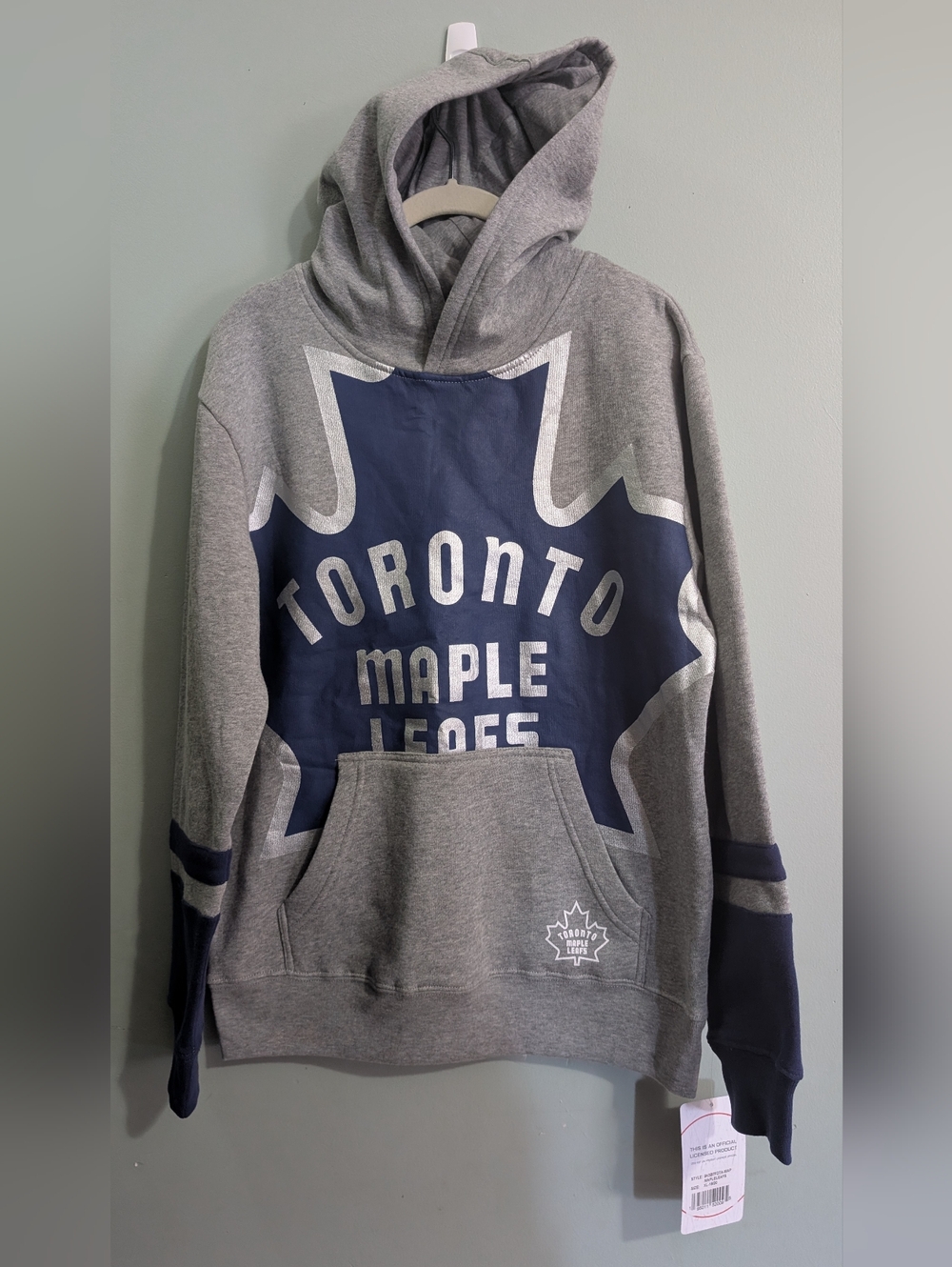 NEW Youth XL NHL Toronto Maple Leafs  Hoodie *BIN
